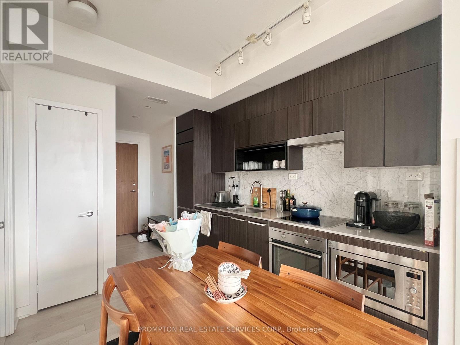 2115 - 80 Queens Wharf Road, Toronto, Ontario  M5V 0J3 - Photo 3 - C12559684