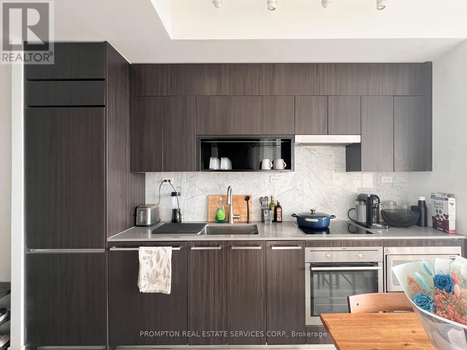 2115 - 80 Queens Wharf Road, Toronto, Ontario  M5V 0J3 - Photo 4 - C12559684