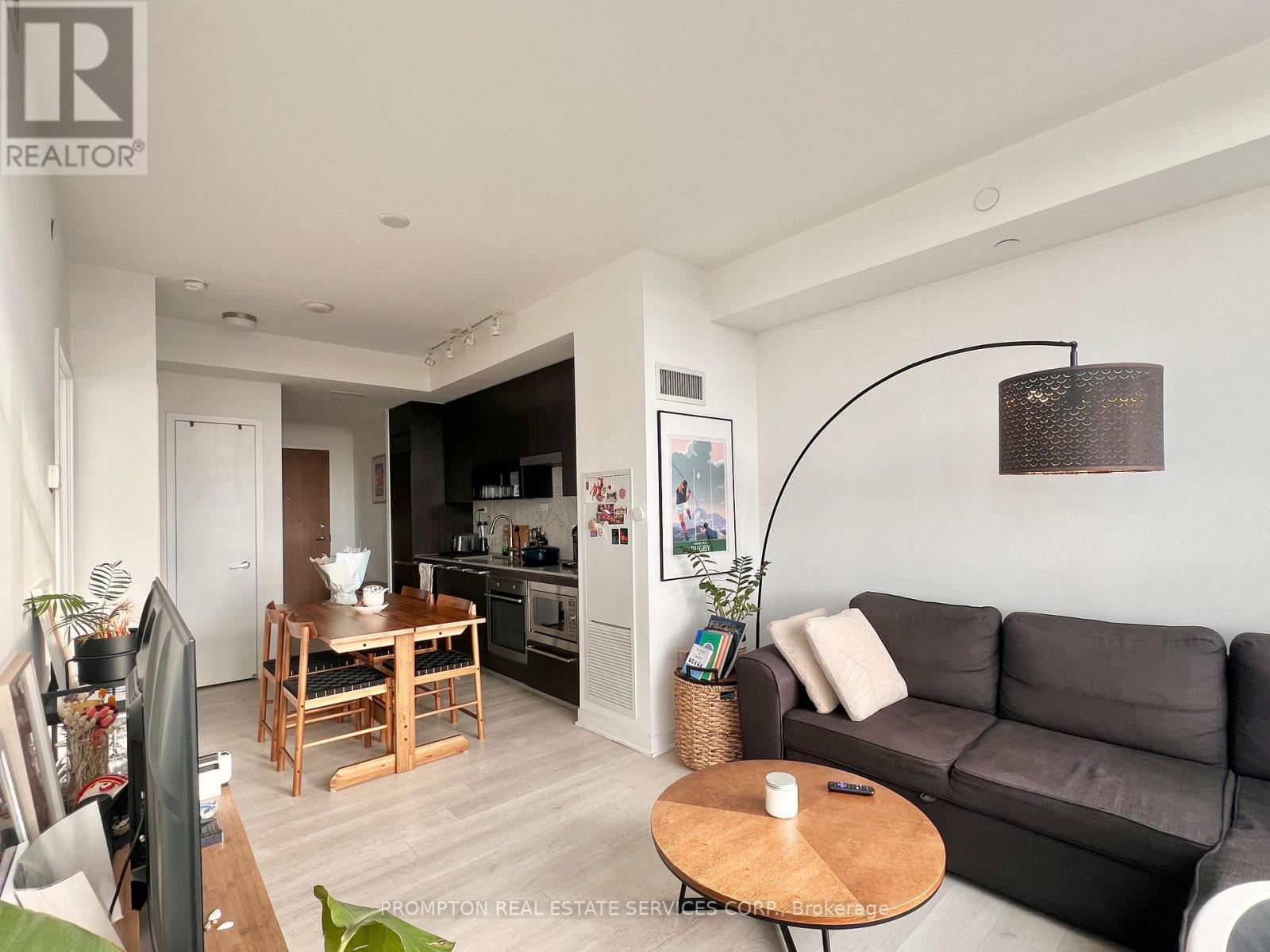 2115 - 80 Queens Wharf Road, Toronto, Ontario  M5V 0J3 - Photo 9 - C12559684