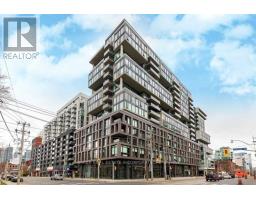 1610 - 111 BATHURST STREET, Toronto, Ontario