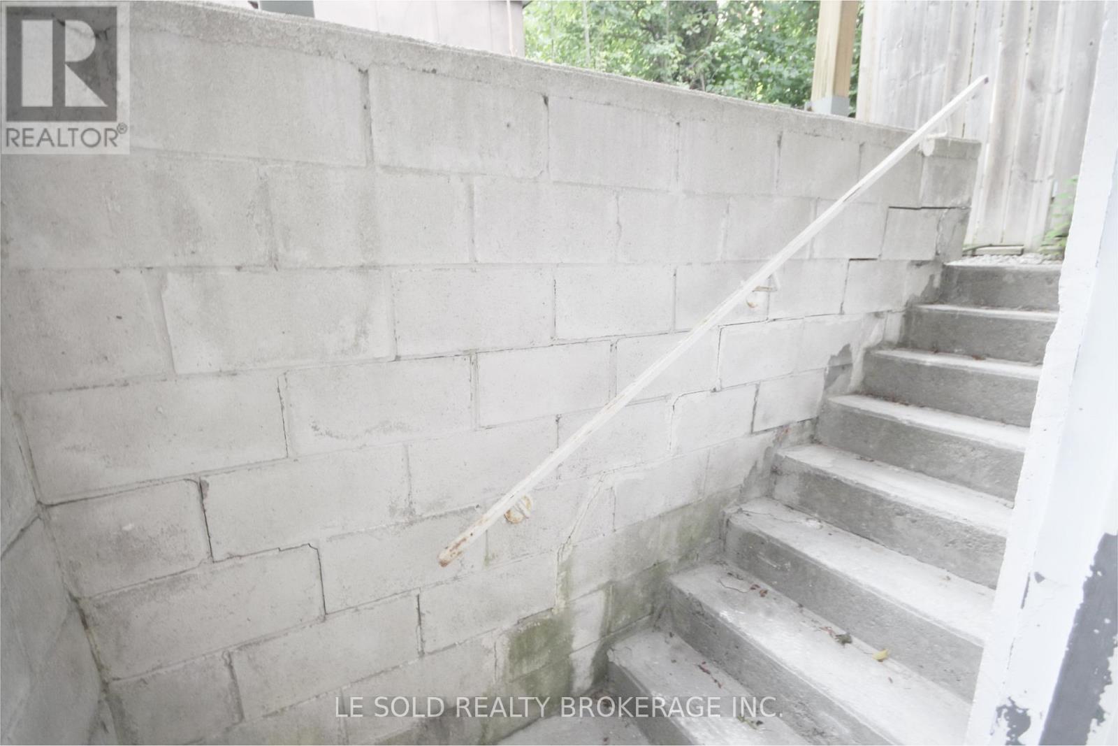 Bsmt - 362 Hollyberry Trail, Toronto, Ontario  M2H 2P6 - Photo 4 - C12559744