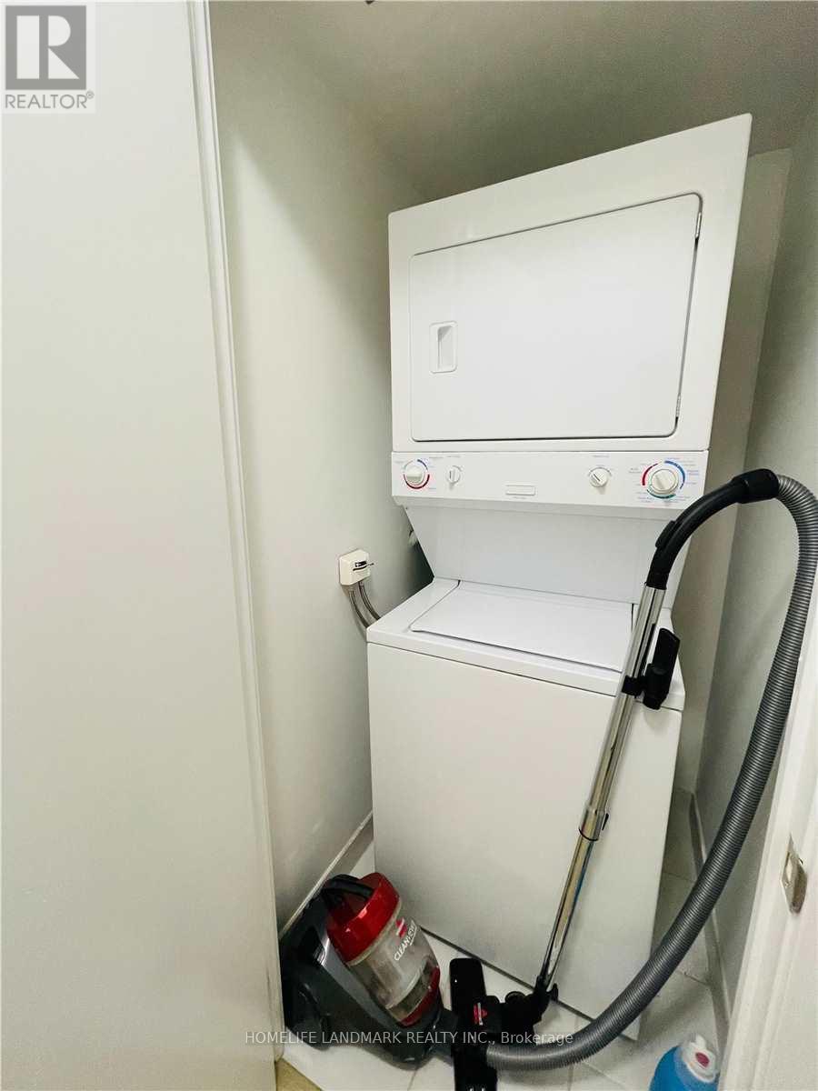 811 - 4 Spadina Avenue, Toronto, Ontario  M5V 3Y9 - Photo 5 - C12559750