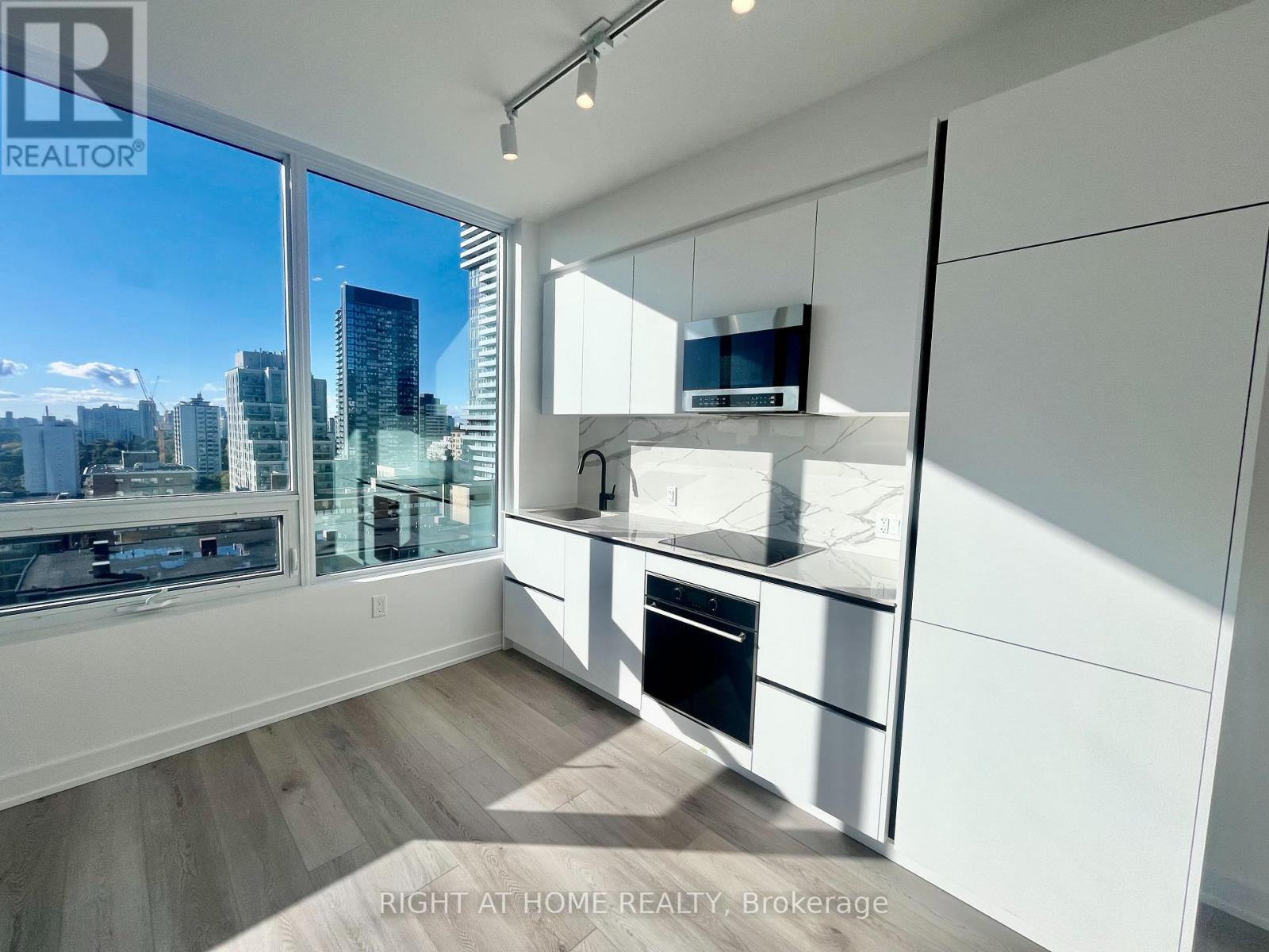 1612 - 127 Broadway Avenue, Toronto, Ontario  M4P 1V4 - Photo 3 - C12559762