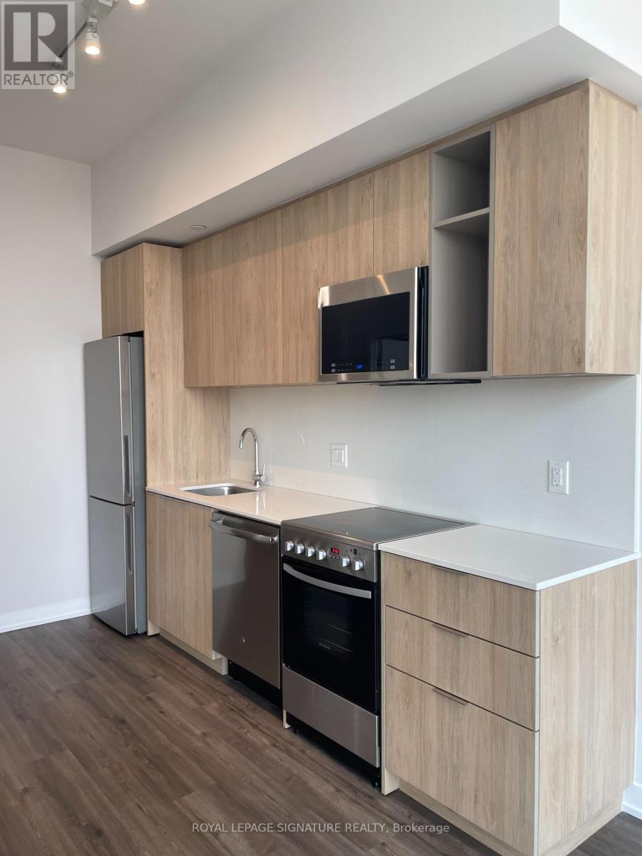 209 - 25 Nicholas Avenue, Toronto, Ontario  M5A 0M9 - Photo 2 - C12559810