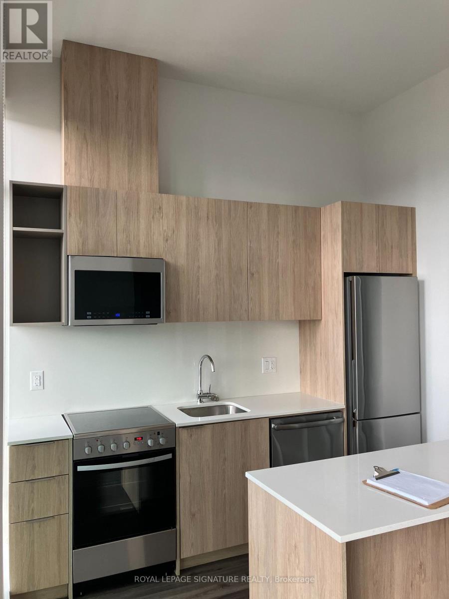 710 - 25 NICHOLAS AVENUE, Toronto, Ontario