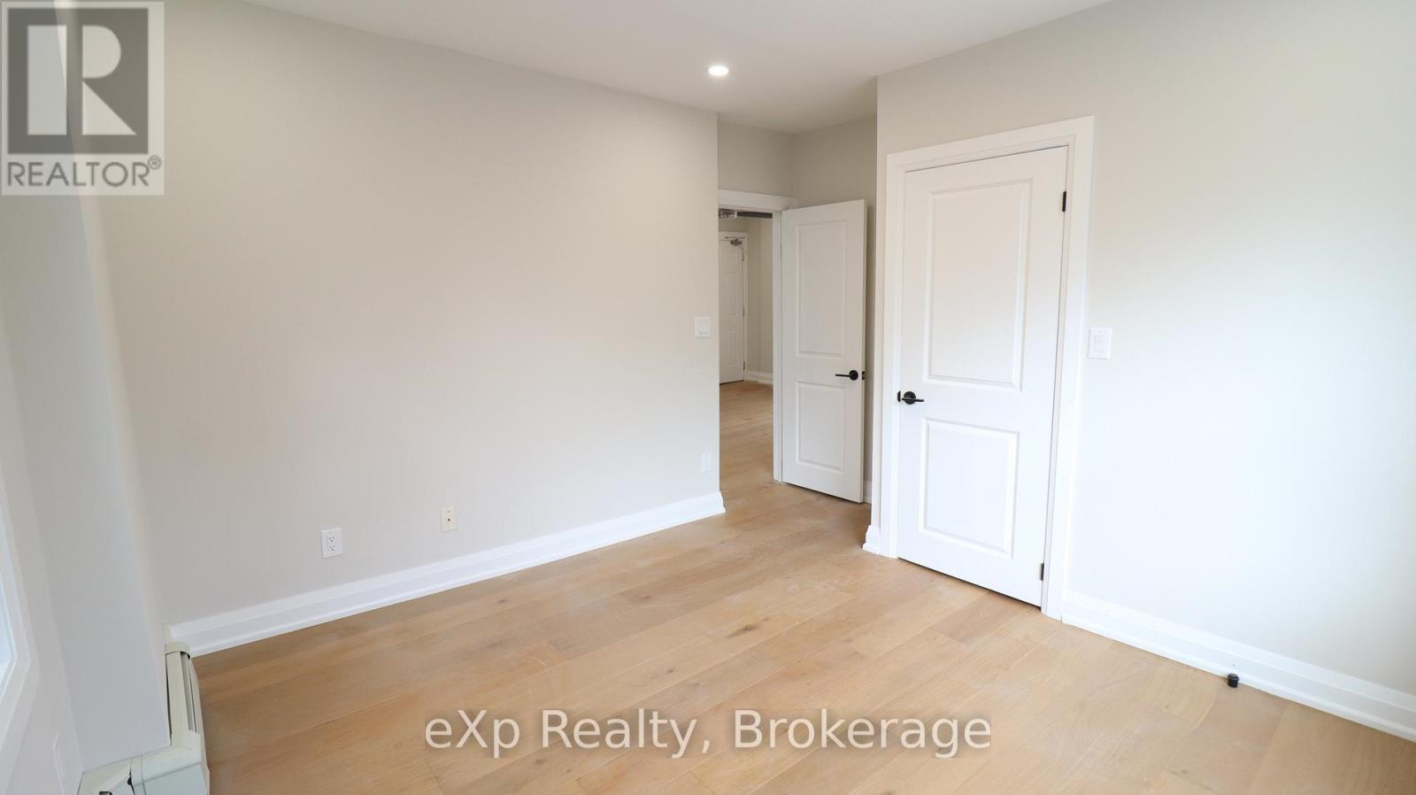 3 - 2002 Queen Street E, Toronto, Ontario  M4L 1J3 - Photo 15 - E12483716