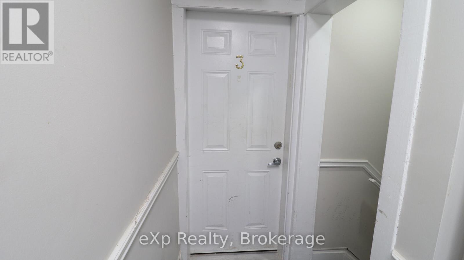 3 - 2002 Queen Street E, Toronto, Ontario  M4L 1J3 - Photo 17 - E12483716