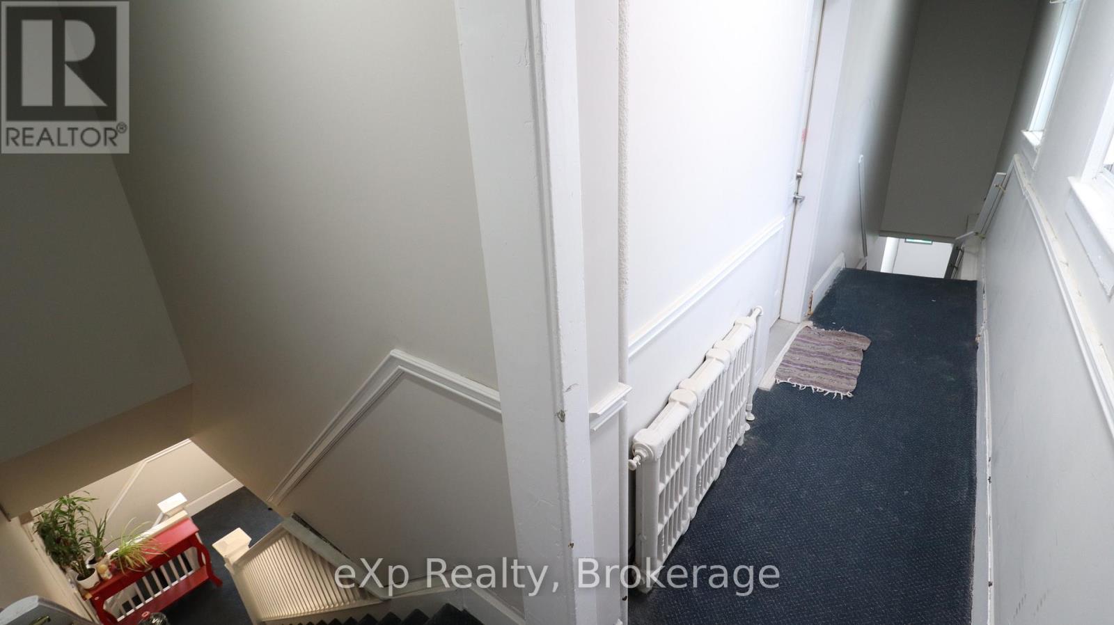 3 - 2002 Queen Street E, Toronto, Ontario  M4L 1J3 - Photo 19 - E12483716