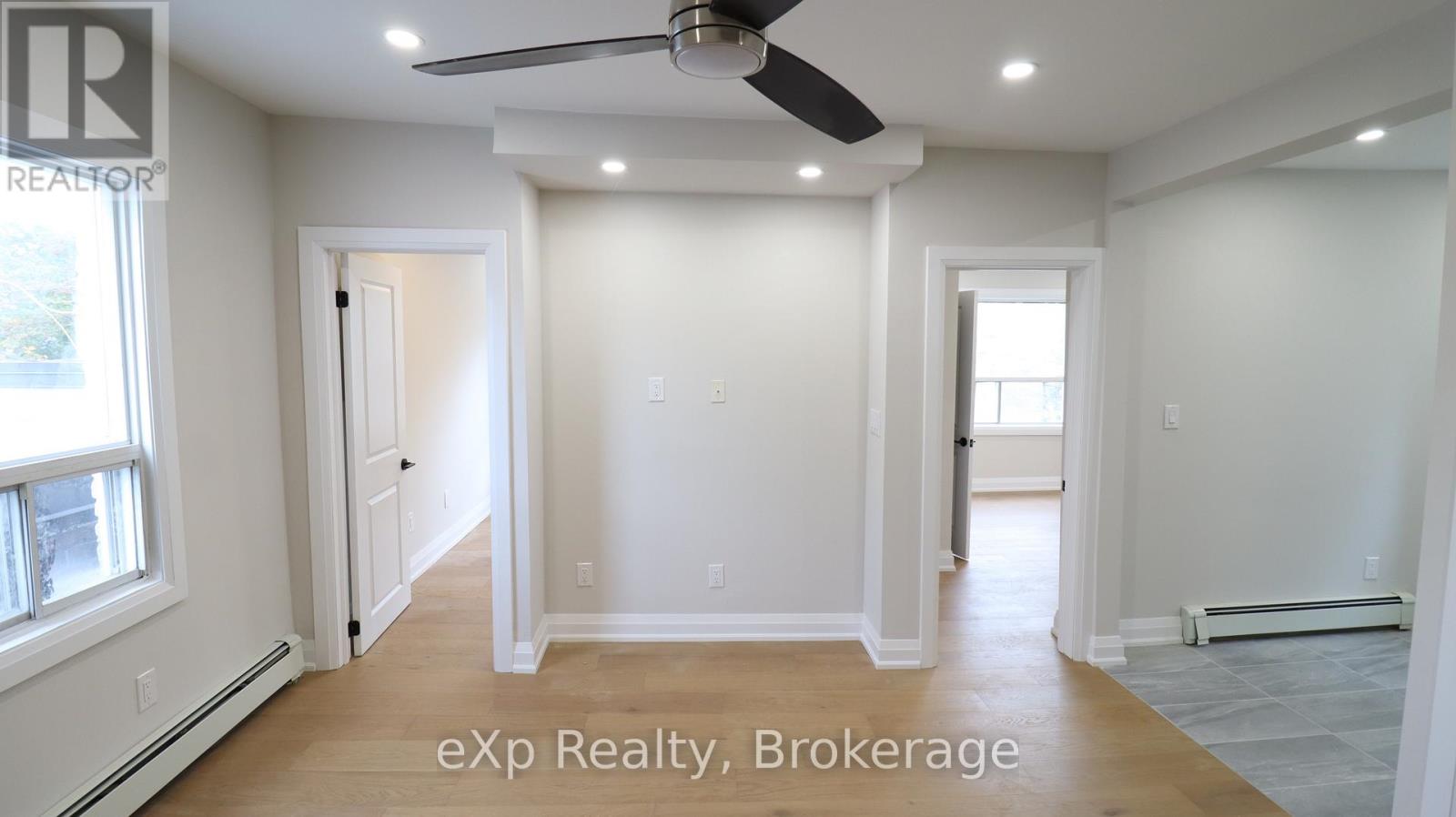 3 - 2002 Queen Street E, Toronto, Ontario  M4L 1J3 - Photo 4 - E12483716