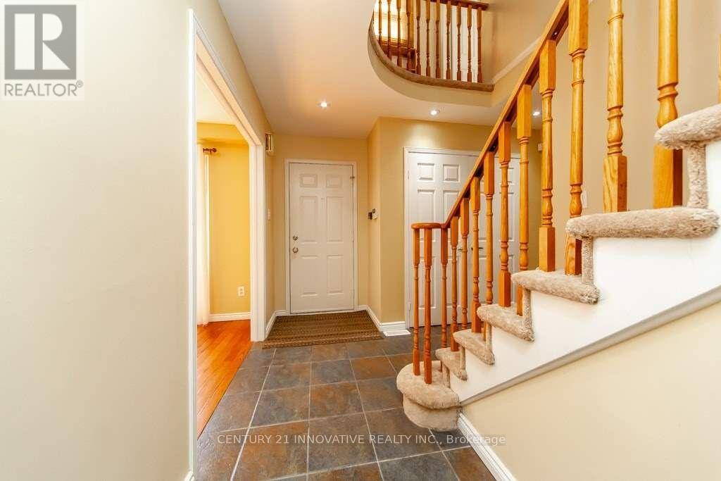 Main - 16 Long Drive, Whitby, Ontario  L1N 8E1 - Photo 2 - E12559638