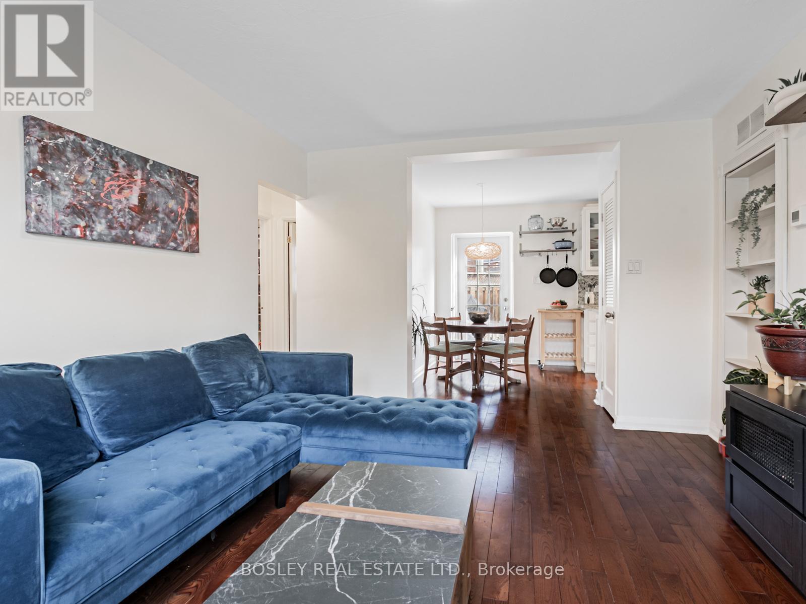 131 Meighen Avenue, Toronto, Ontario  M4B 2H8 - Photo 11 - E12559736