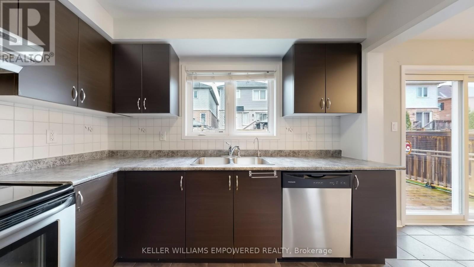 1109 Schooling Drive, Oshawa, Ontario  L1K 0S3 - Photo 10 - E12559740