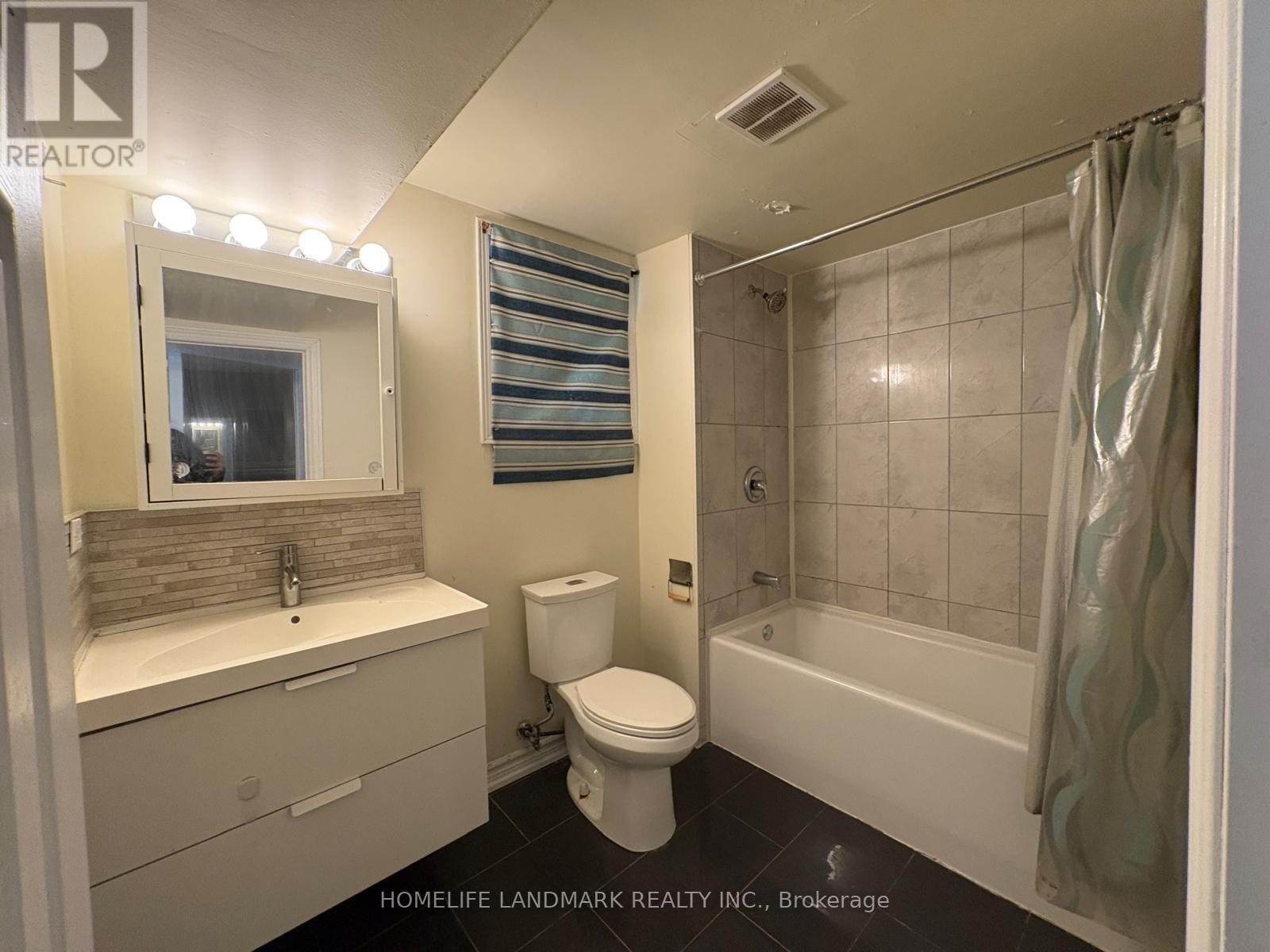 2364 Strathmore Crescent, Pickering, Ontario  L1X 2H8 - Photo 18 - E12559802