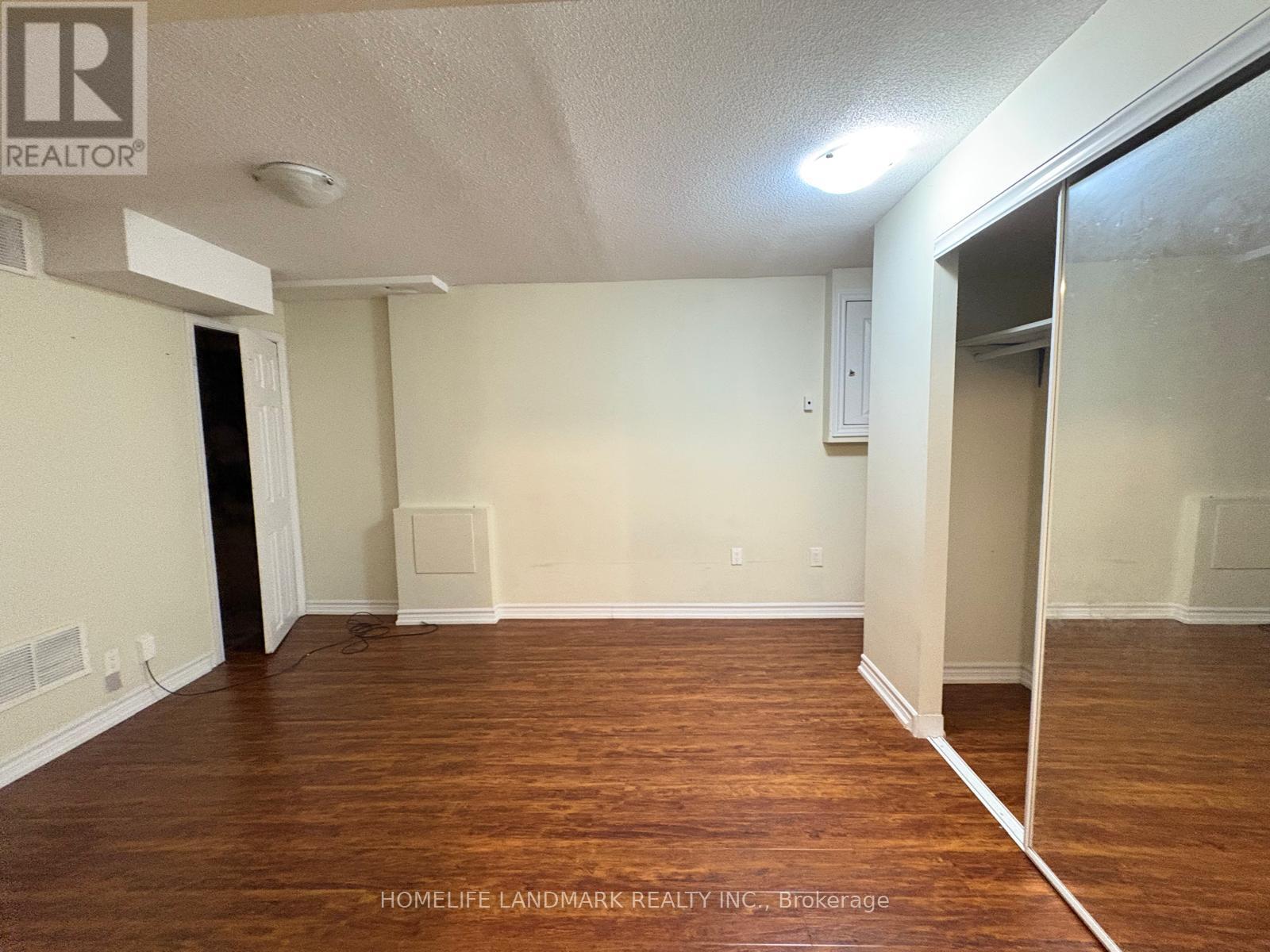 2364 Strathmore Crescent, Pickering, Ontario  L1X 2H8 - Photo 19 - E12559802