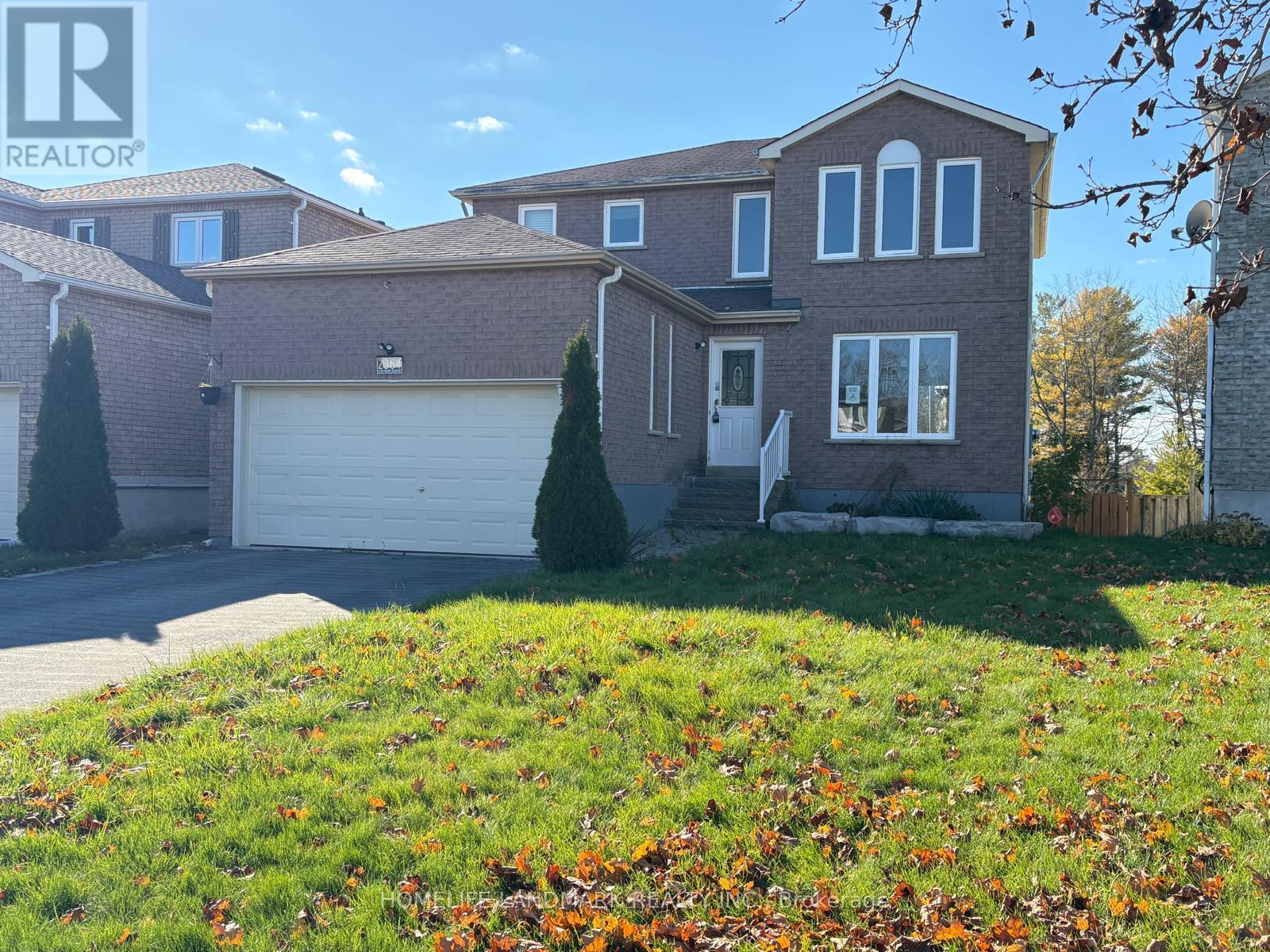 2364 Strathmore Crescent, Pickering, Ontario  L1X 2H8 - Photo 2 - E12559802