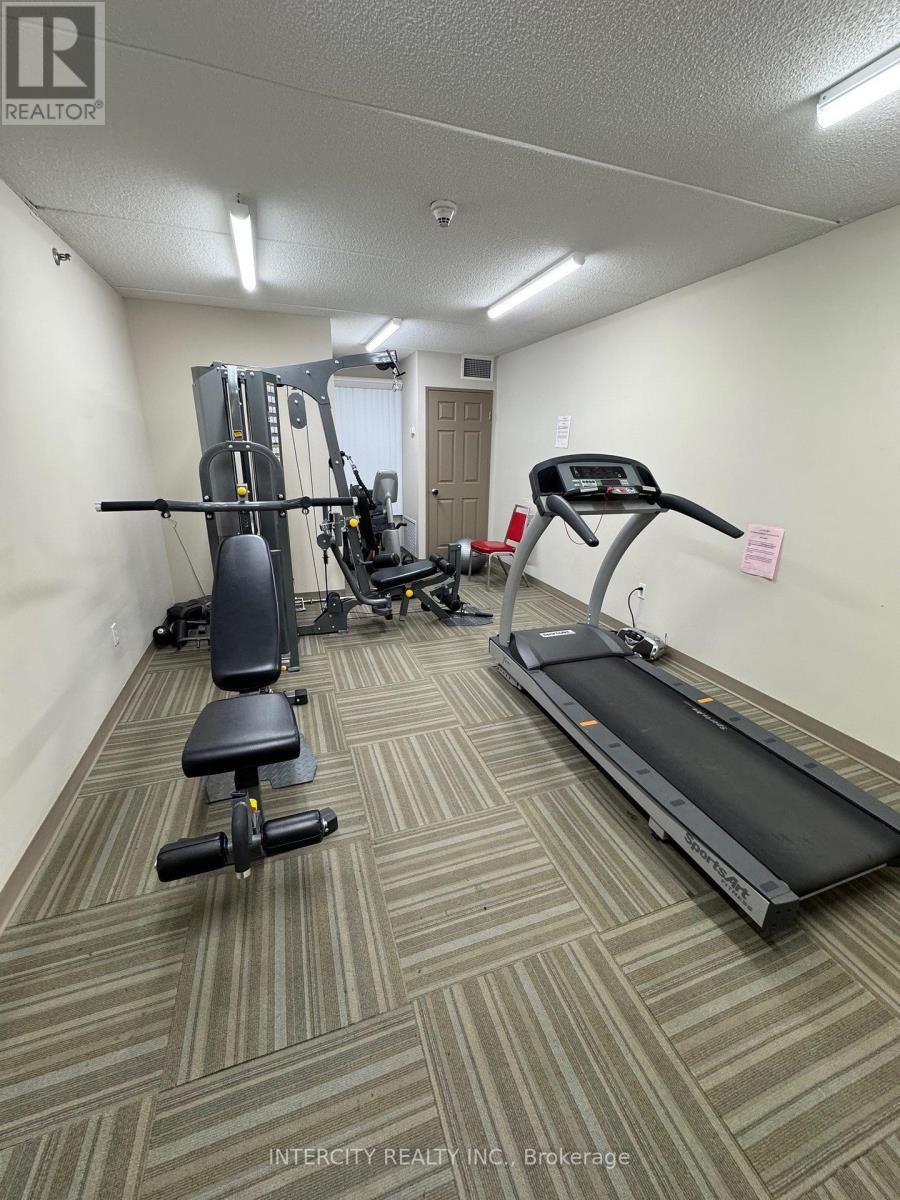 304 - 250 Pine Grove Road, Vaughan, Ontario  L4L 9M6 - Photo 12 - N12554626