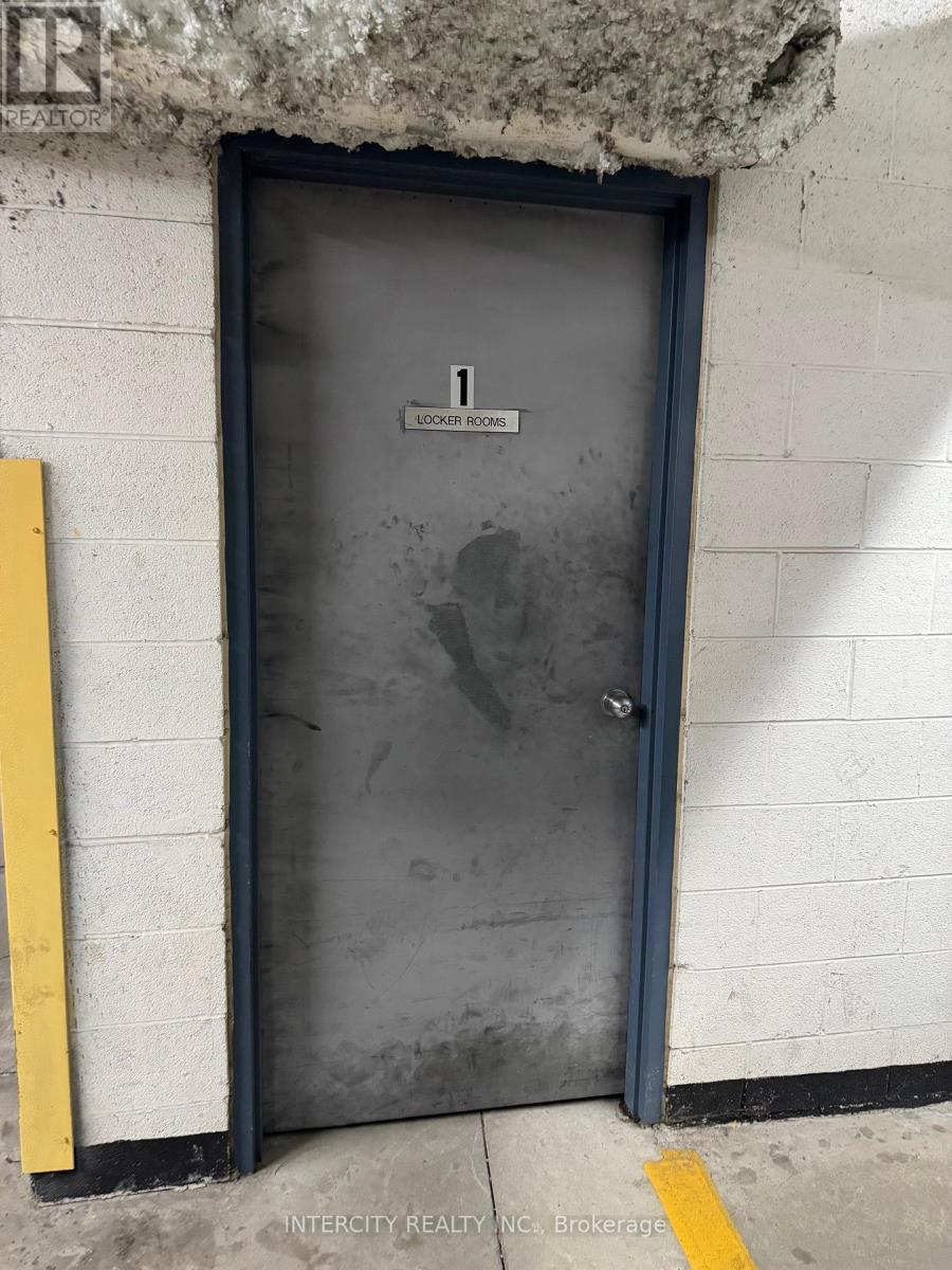 304 - 250 Pine Grove Road, Vaughan, Ontario  L4L 9M6 - Photo 15 - N12554626