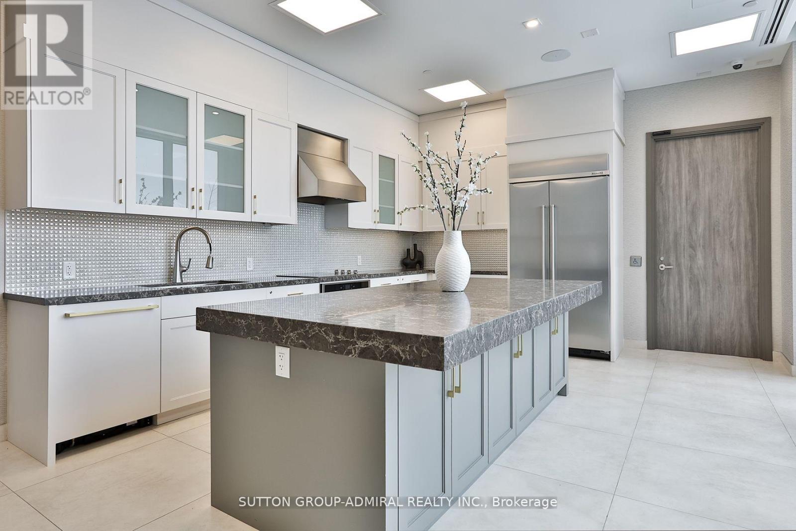 412e - 20 Gatineau Drive, Vaughan, Ontario  L4J 0L3 - Photo 28 - N12559664