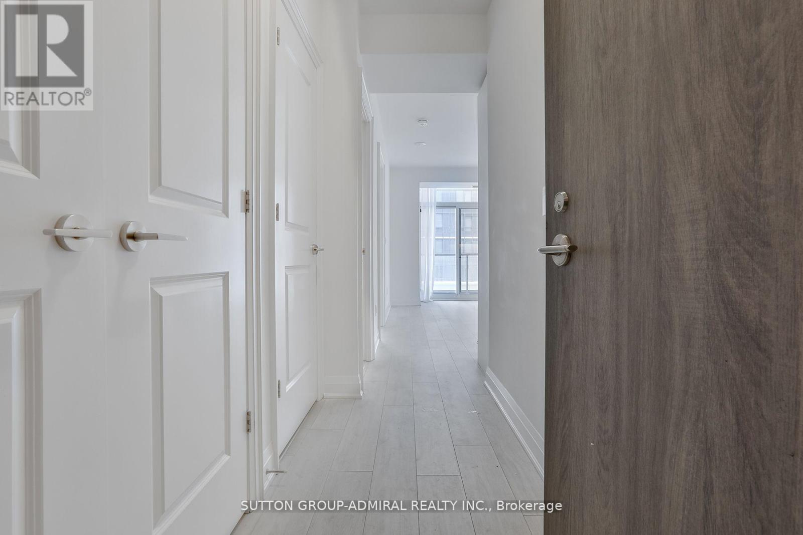 412e - 20 Gatineau Drive, Vaughan, Ontario  L4J 0L3 - Photo 3 - N12559664