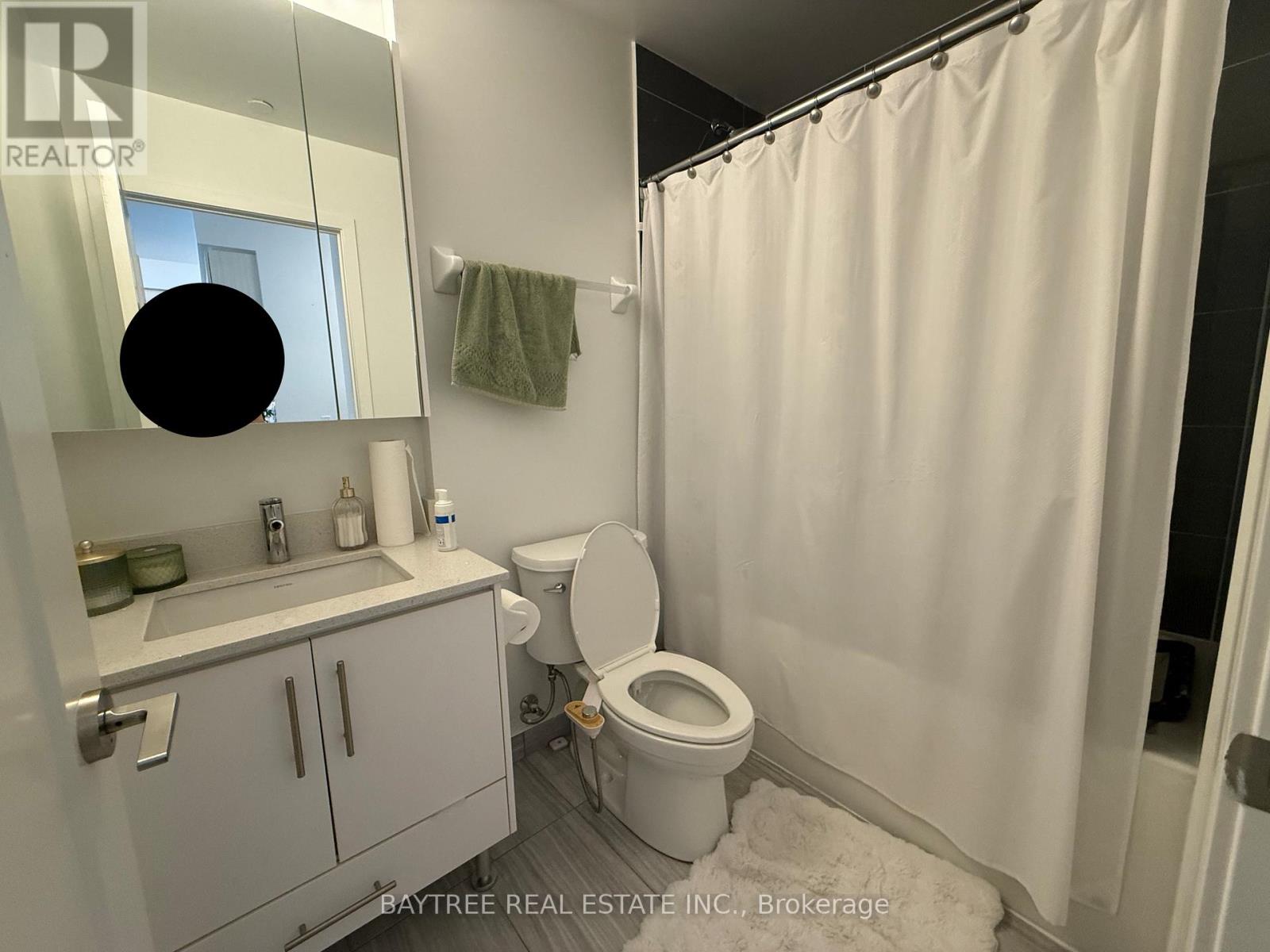 506 - 105 Oneida Crescent, Richmond Hill, Ontario  L4B 0H1 - Photo 5 - N12559728