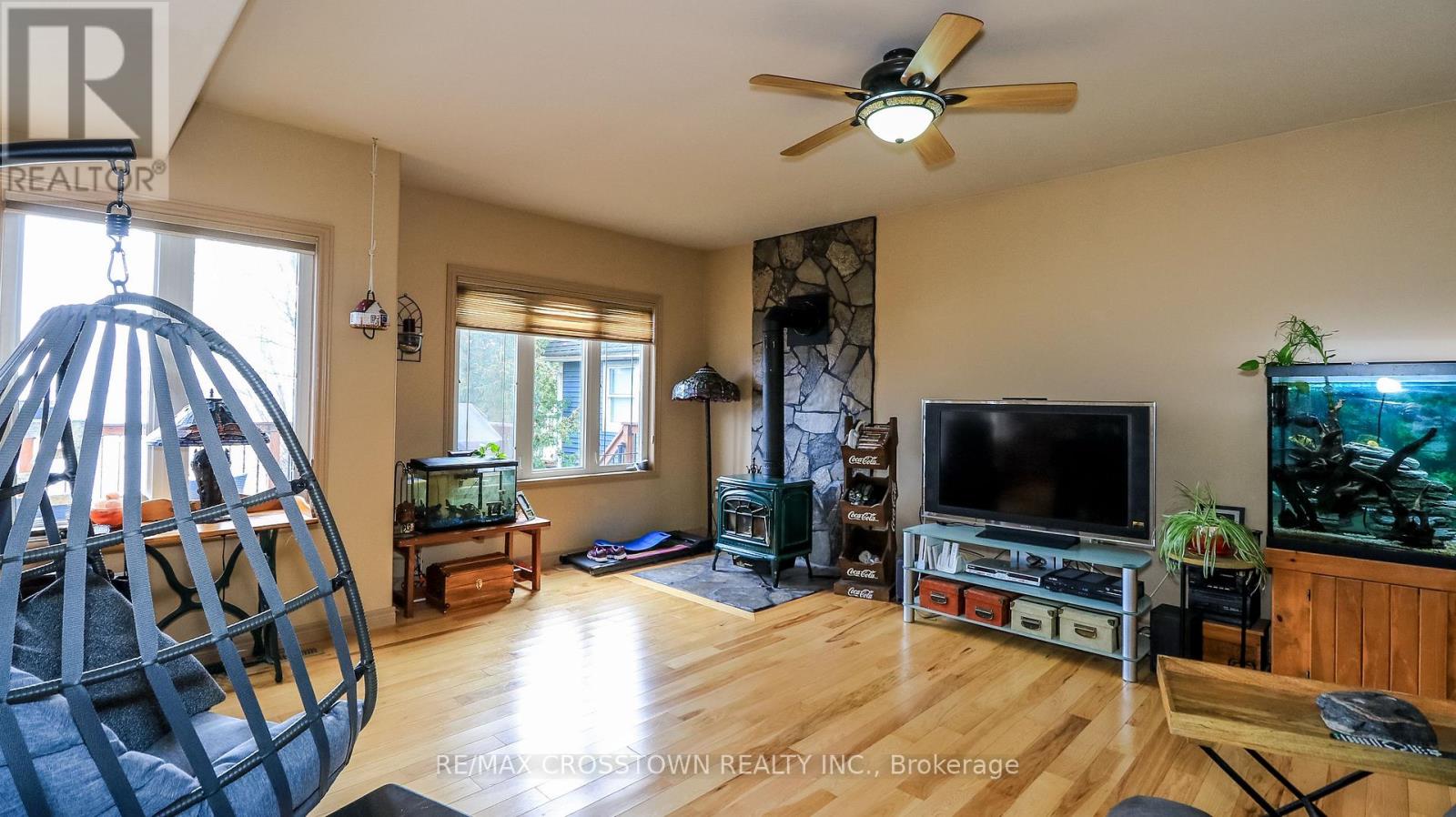 2325 Crystal Beach Road, Innisfil, Ontario  L9S 3W8 - Photo 14 - N12559756