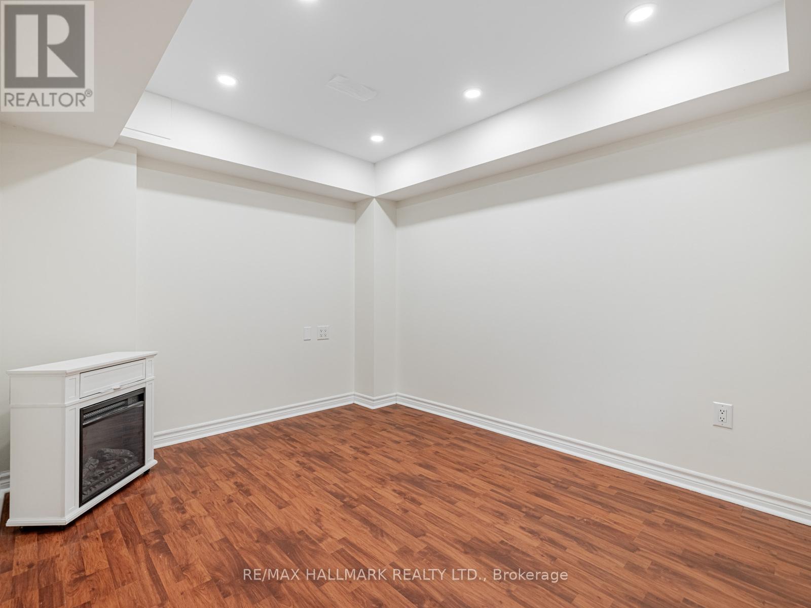 (Bsmt) - 2 Michelle Drive, Vaughan, Ontario  L4L 9B8 - Photo 8 - N12559788