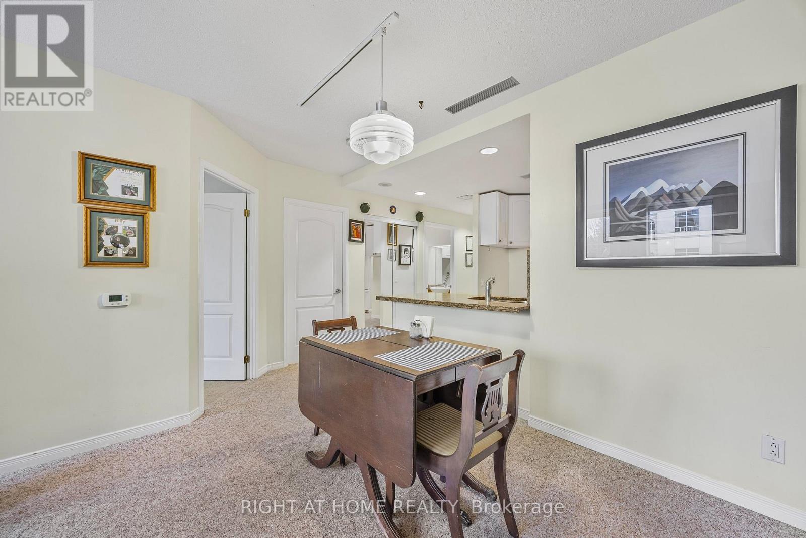 53 - 74 Ross Street, Barrie, Ontario  L4N 1G3 - Photo 6 - S12559712