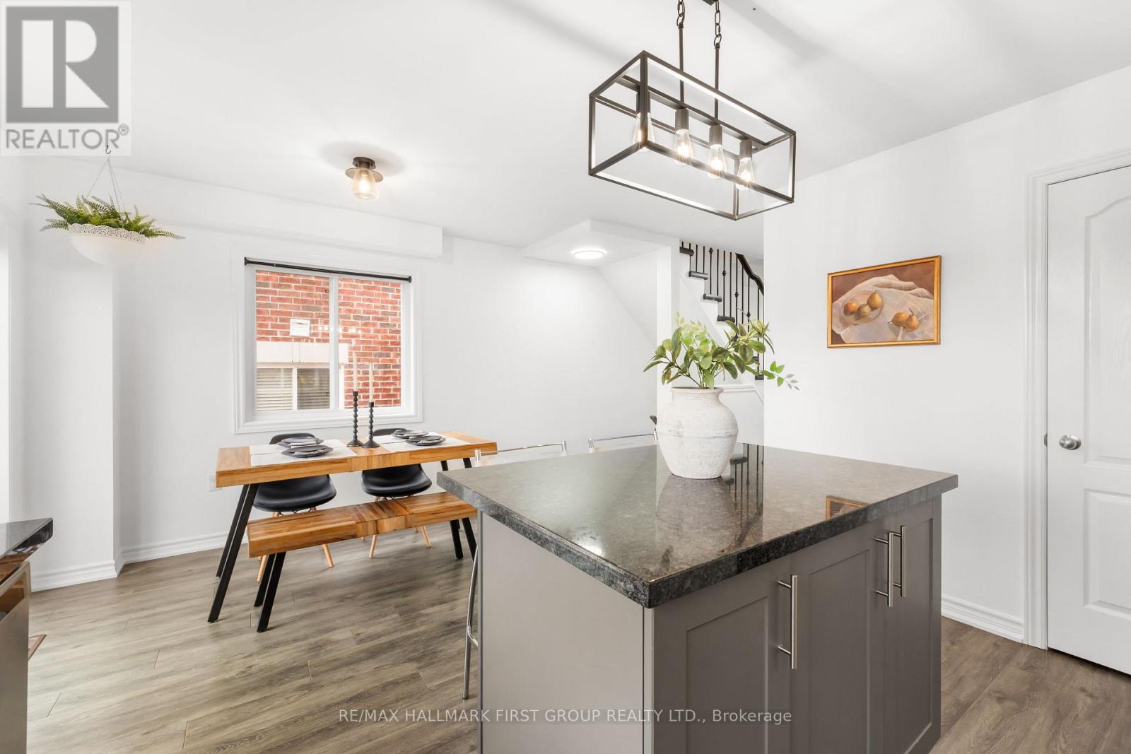 93 Markham Trail, Clarington, Ontario  L1C 0S4 - Photo 10 - E12559902