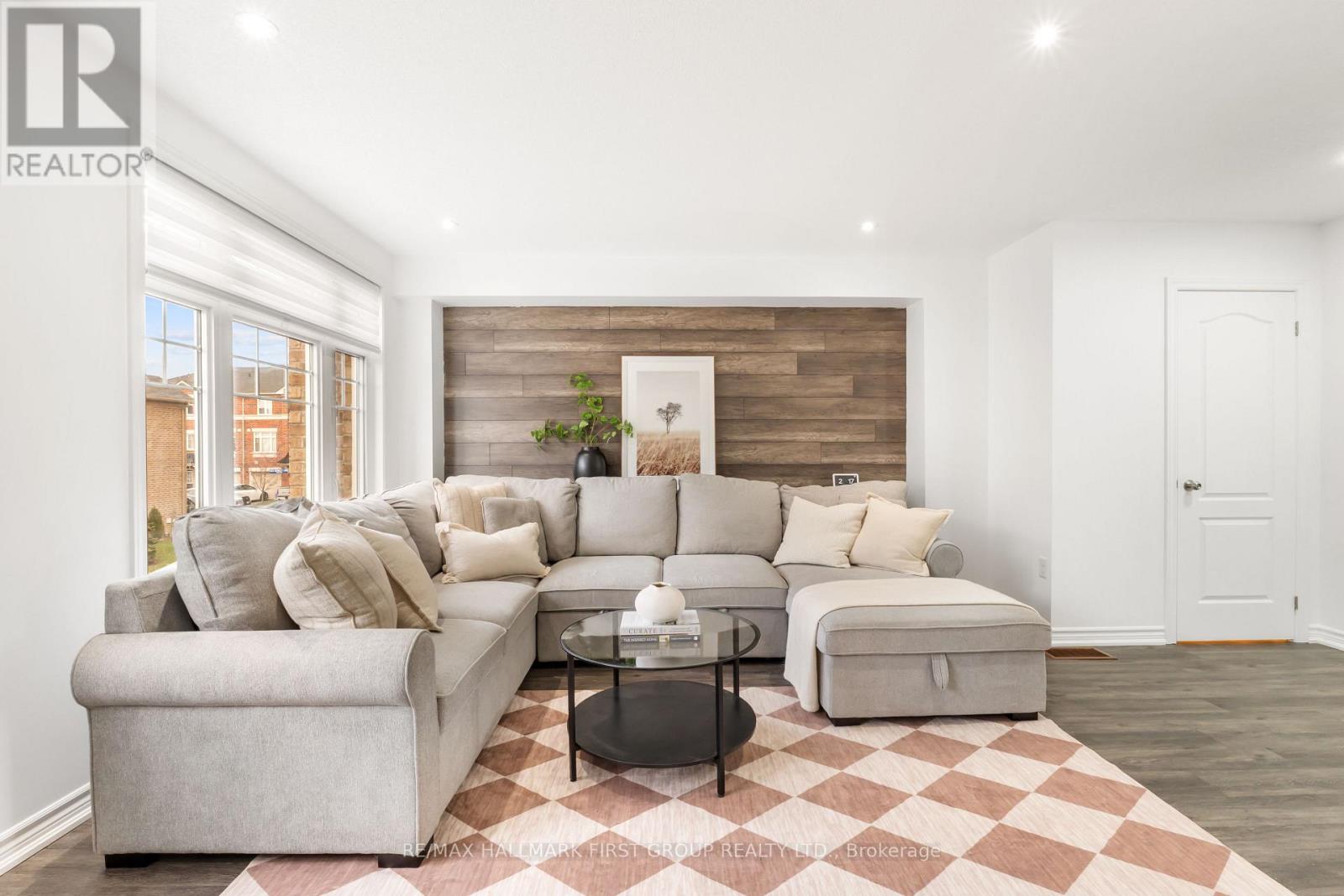 93 Markham Trail, Clarington, Ontario  L1C 0S4 - Photo 20 - E12559902