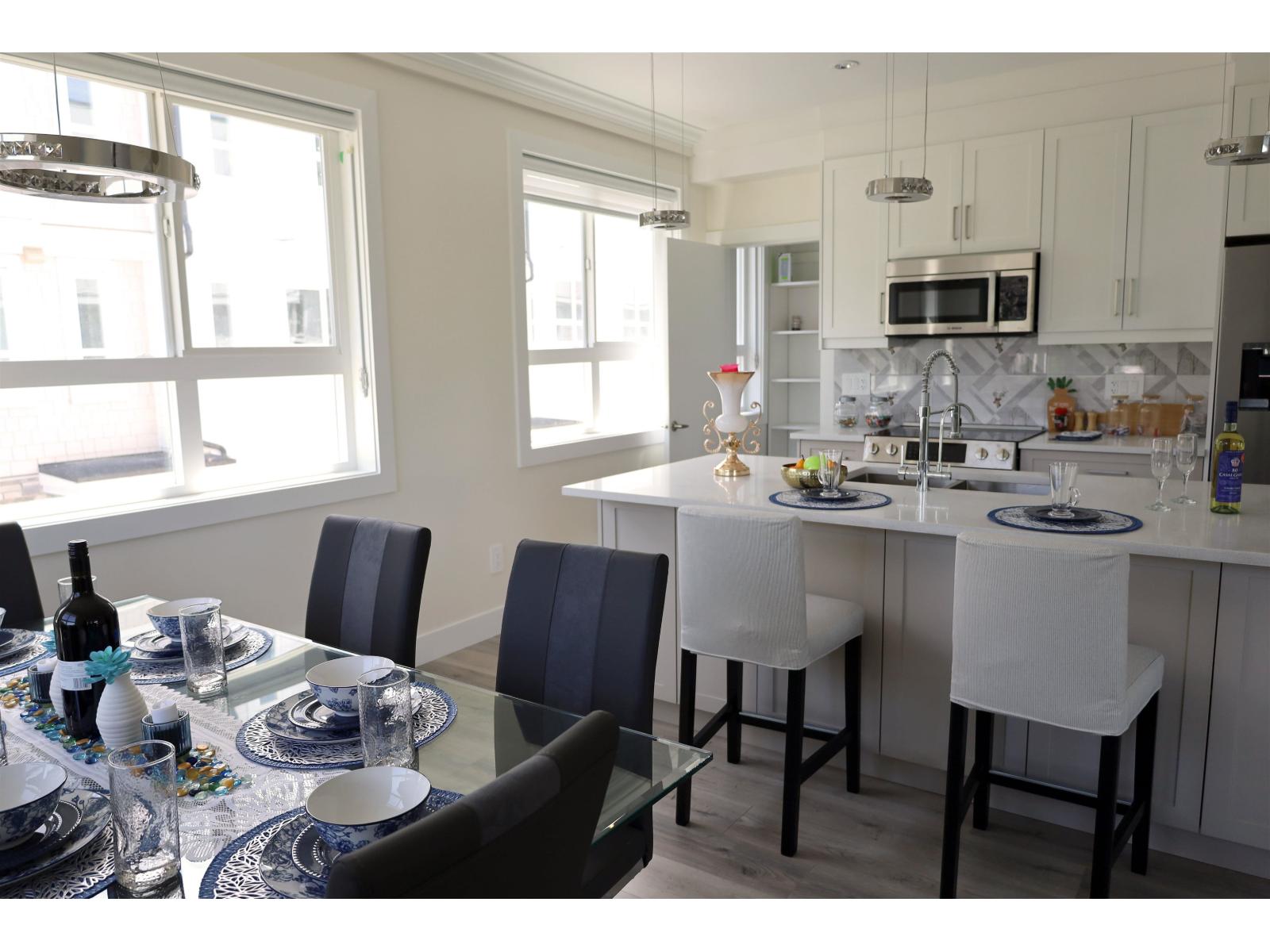 27 8181 135a Street, Surrey, British Columbia  V3W 3N8 - Photo 4 - R3058855