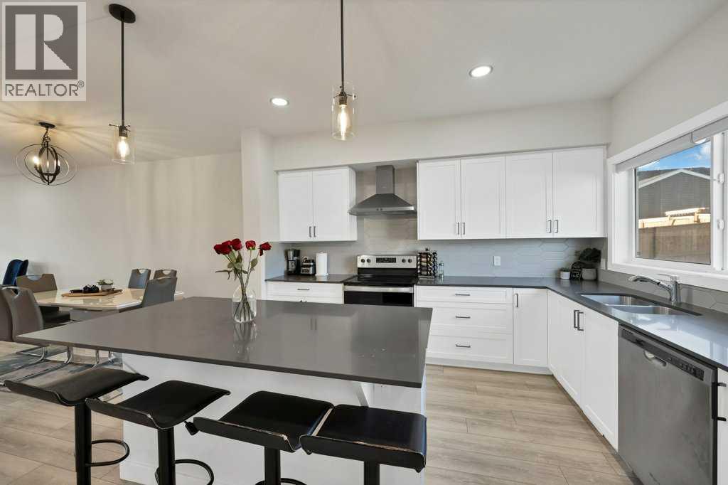 93 Edith Gate Nw, Calgary, Alberta  T3R 1Z3 - Photo 13 - A2269168