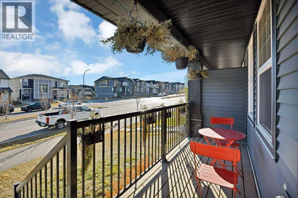 93 Edith Gate Nw, Calgary, Alberta  T3R 1Z3 - Photo 4 - A2269168