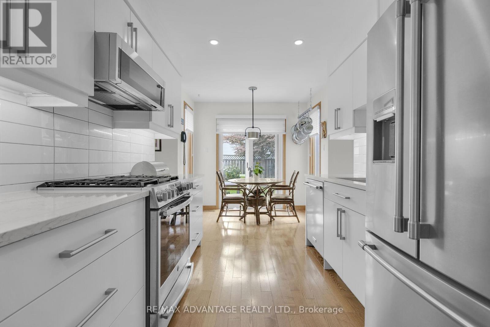 243 Conway Drive, London South, Ontario N6E 3J4 - Photo 12 - X12559822