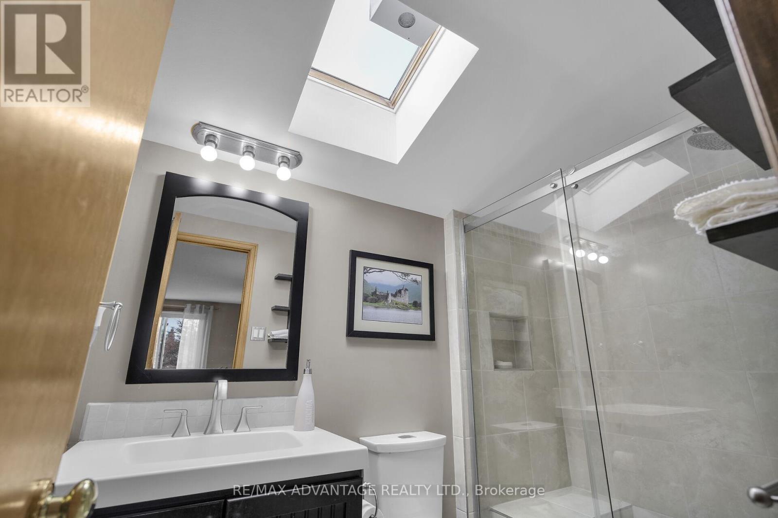 243 Conway Drive, London South, Ontario N6E 3J4 - Photo 29 - X12559822