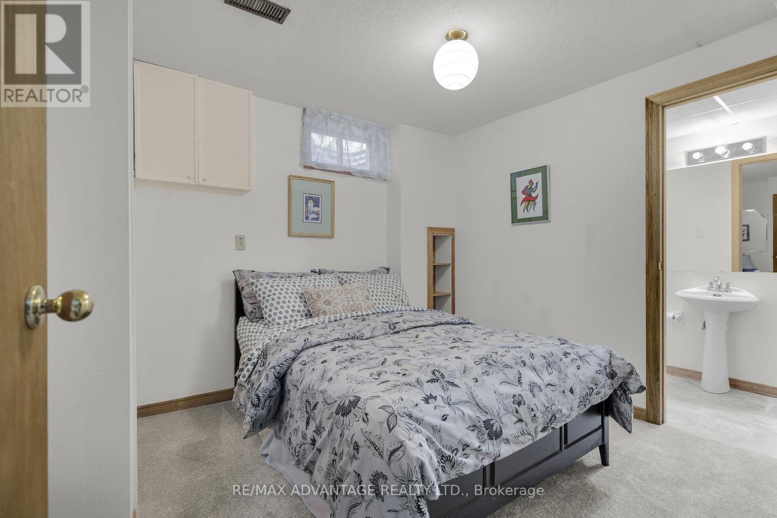 243 Conway Drive, London South, Ontario N6E 3J4 - Photo 41 - X12559822