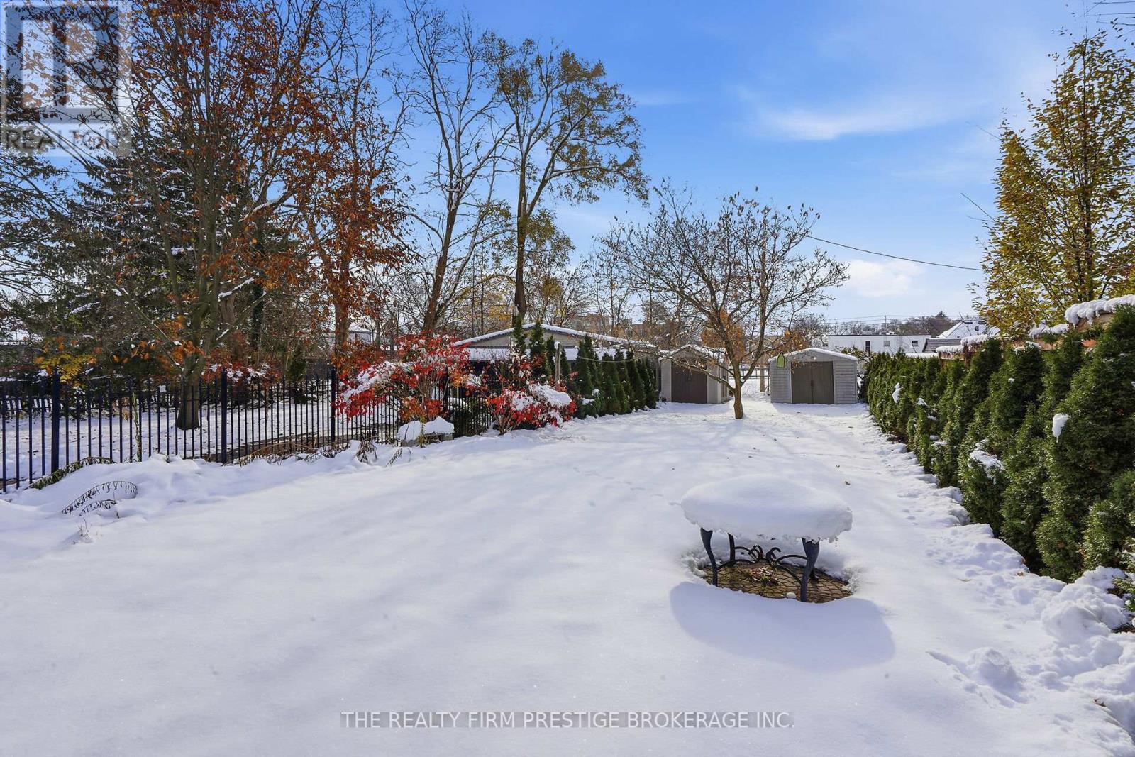 367 St James Street, London East, Ontario  N6A 1X8 - Photo 34 - X12559828