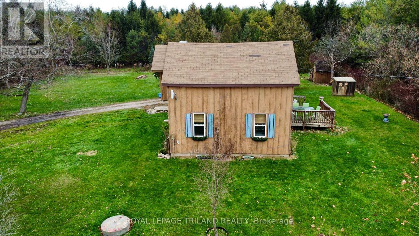 21622 Dundonald Road, Southwest Middlesex, Ontario  N0L 1M0 - Photo 11 - X12559918