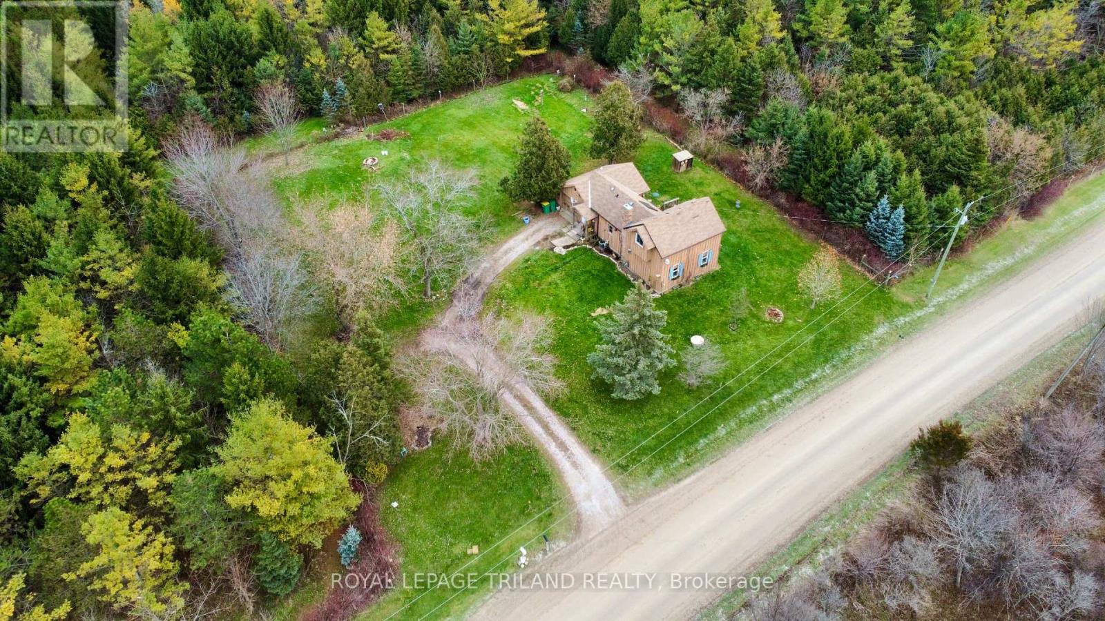 21622 Dundonald Road, Southwest Middlesex, Ontario  N0L 1M0 - Photo 13 - X12559918