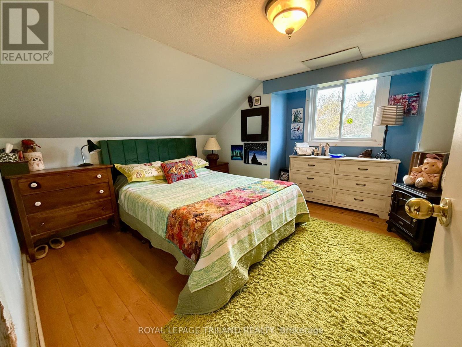 21622 Dundonald Road, Southwest Middlesex, Ontario  N0L 1M0 - Photo 34 - X12559918