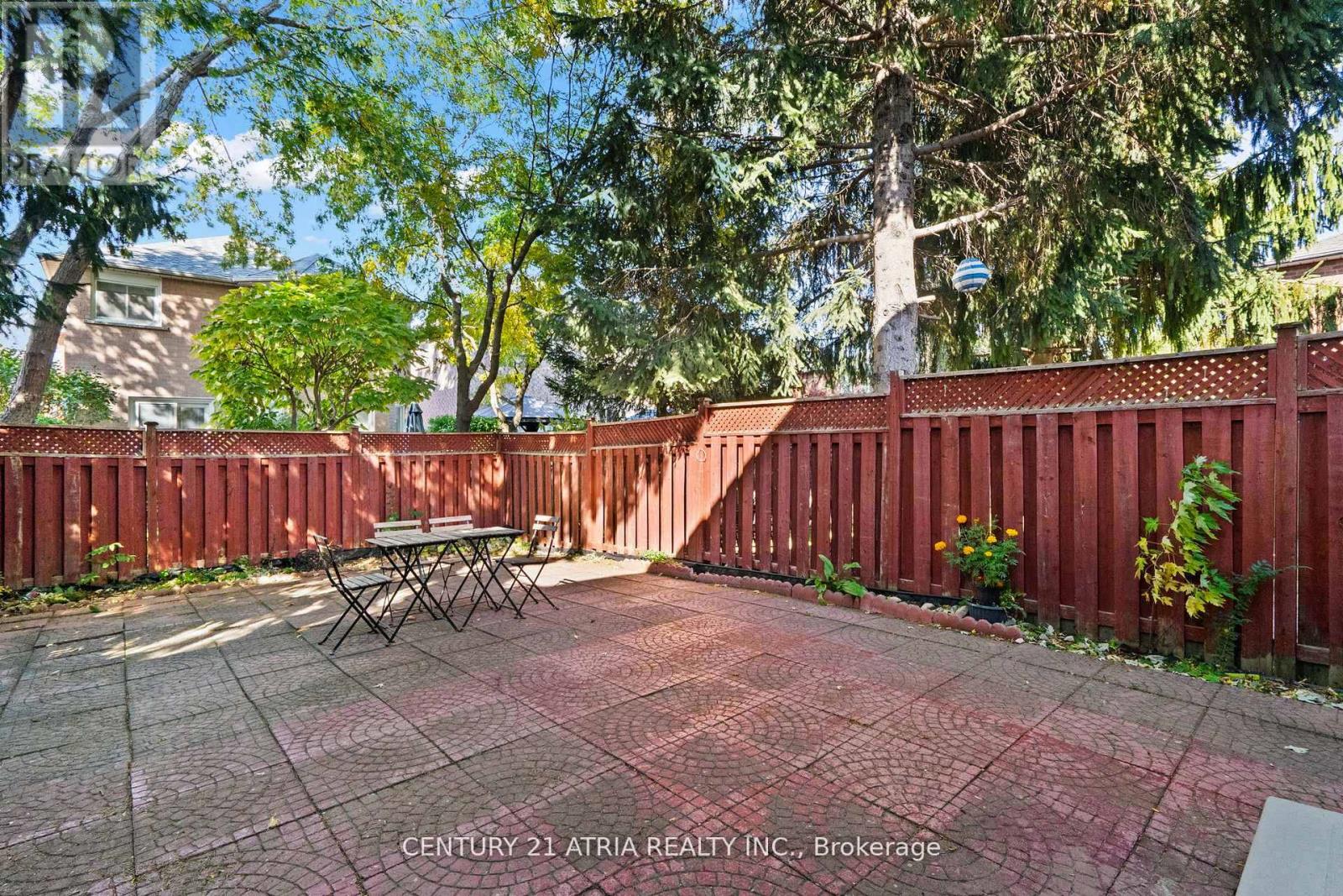 3837 Densbury Drive, Mississauga, Ontario L5N 6Z3 - Photo 49 - W12559642