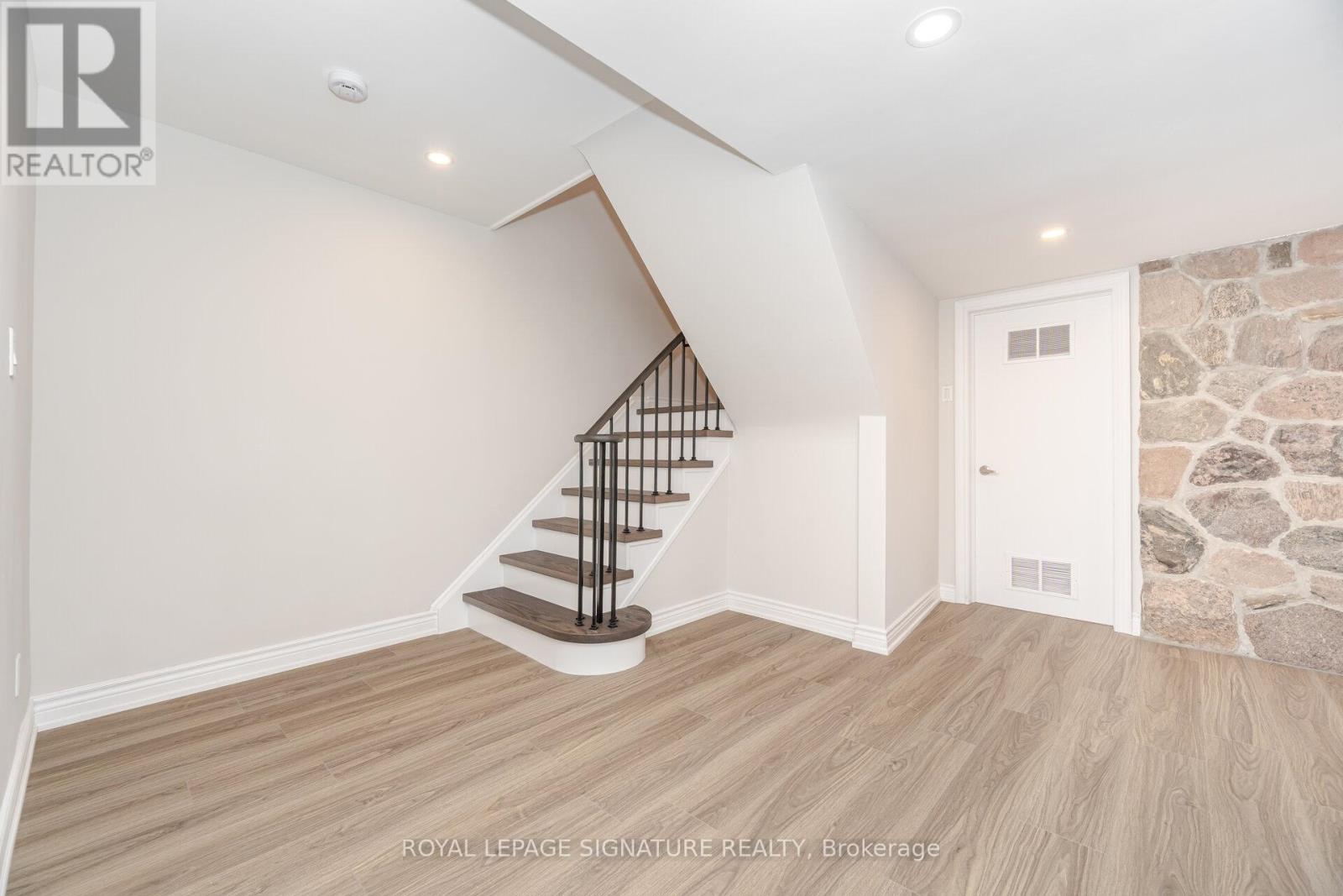 14 Echo Valley Ridge, Toronto, Ontario M9B 2B3 - Photo 28 - W12559648