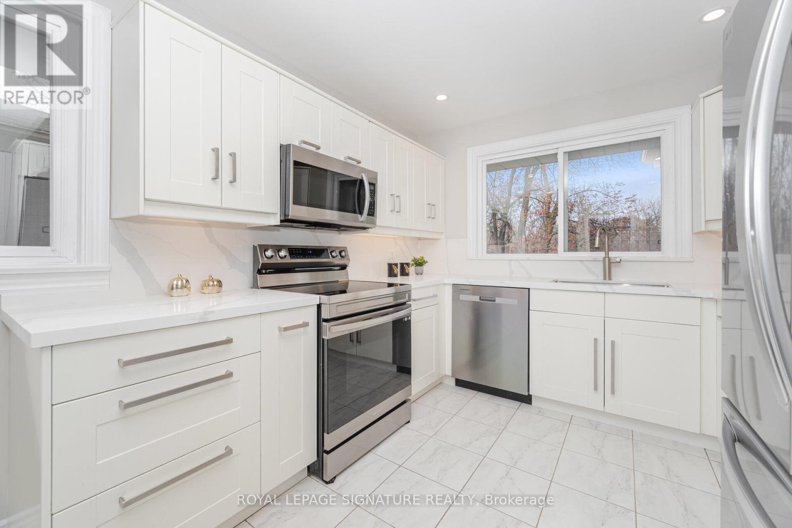 14 Echo Valley Ridge, Toronto, Ontario M9B 2B3 - Photo 40 - W12559648