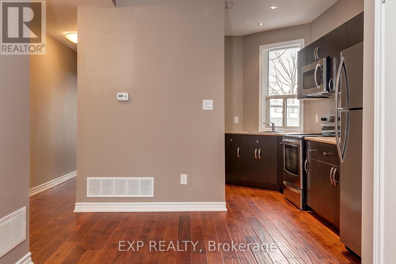 43 Springhurst Avenue, Toronto, Ontario  M6K 1B4 - Photo 17 - W12559696