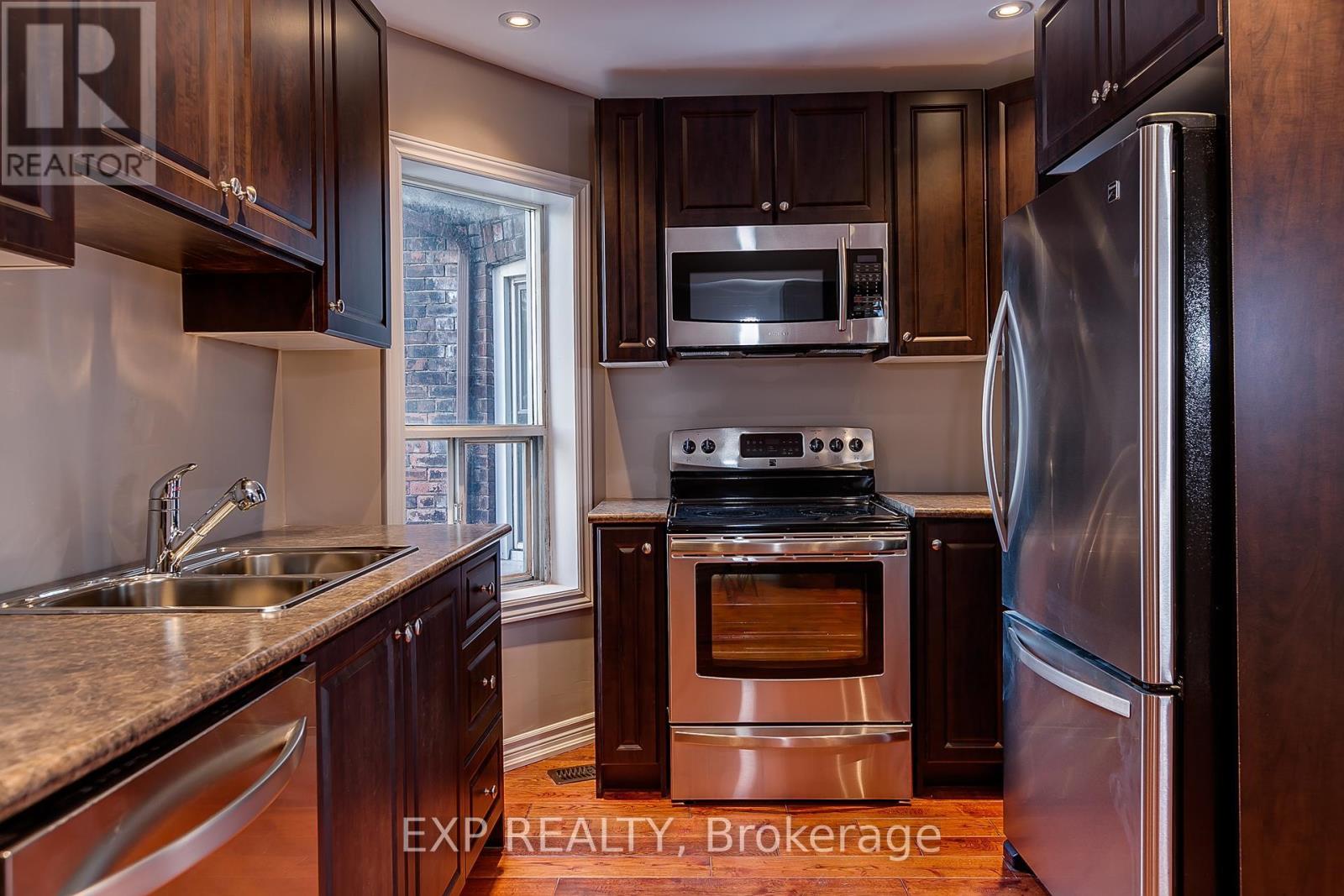 43 Springhurst Avenue, Toronto, Ontario  M6K 1B4 - Photo 7 - W12559696