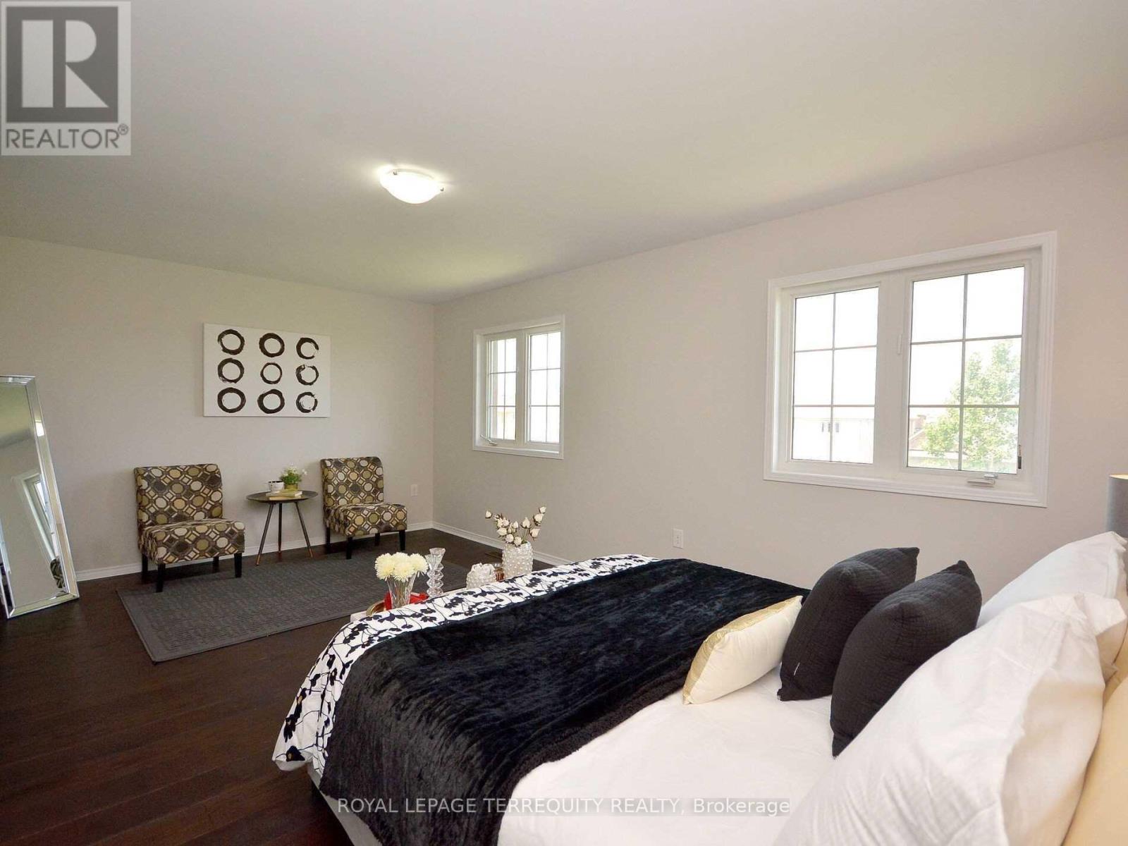 18 - 745 Farmstead Drive, Milton, Ontario  L9T 8B1 - Photo 16 - W12559746