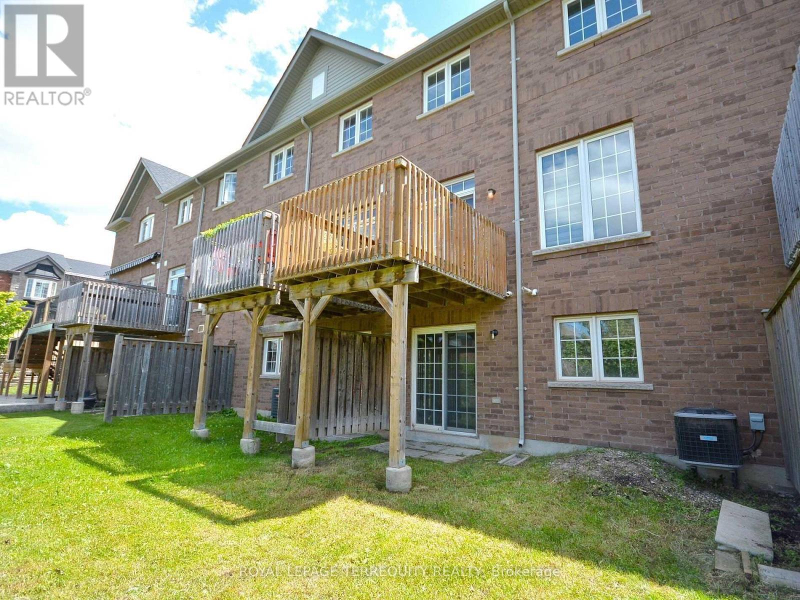 18 - 745 Farmstead Drive, Milton, Ontario  L9T 8B1 - Photo 25 - W12559746