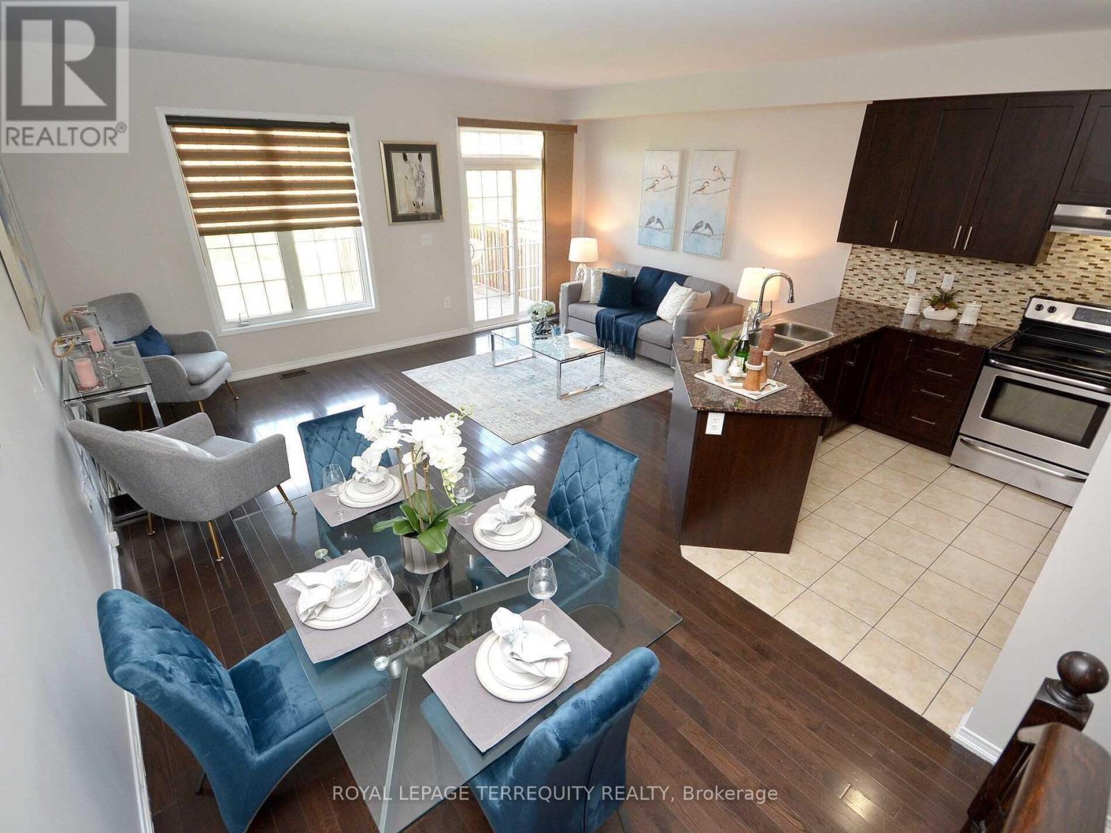 18 - 745 Farmstead Drive, Milton, Ontario  L9T 8B1 - Photo 4 - W12559746