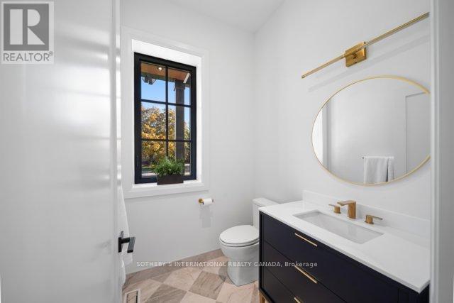 118 Warwood Road, Toronto, Ontario  M9B 5B7 - Photo 17 - W12559772