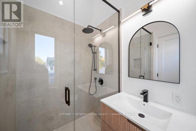 118 Warwood Road, Toronto, Ontario  M9B 5B7 - Photo 30 - W12559772