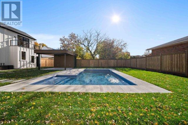 118 Warwood Road, Toronto, Ontario  M9B 5B7 - Photo 46 - W12559772